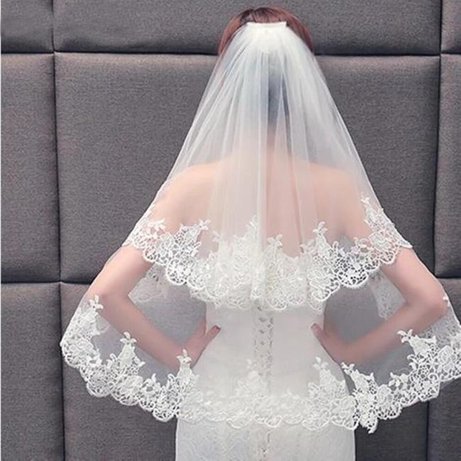 DIY : conseils pour fabriquer son voile de mariée en dentelle blanche soi-même